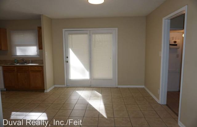5014 Ortega Hills Drive Gallery 4