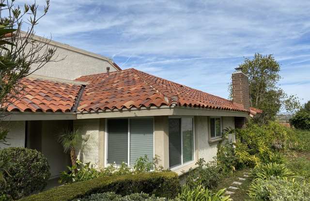711 Blue Oak Avenue Gallery 2