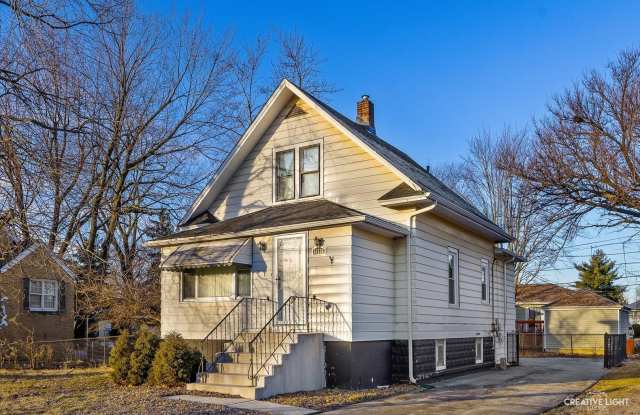 16118 Woodlawn West Avenue - 16118 Woodlawn West Avenue, South Holland, IL 60473