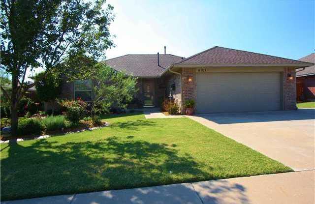 4101 N Western Heights Avenue photos photos