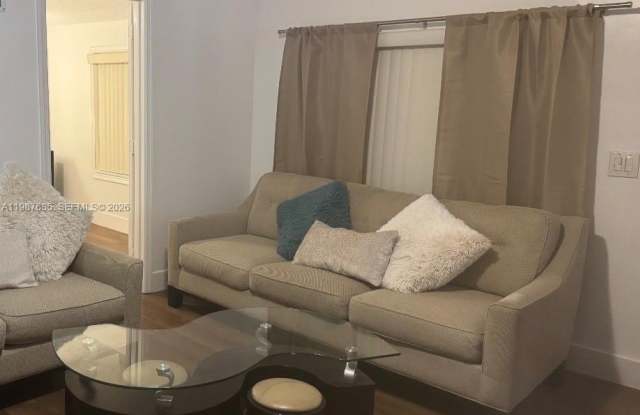 2354 NW 93rd Ter photos photos