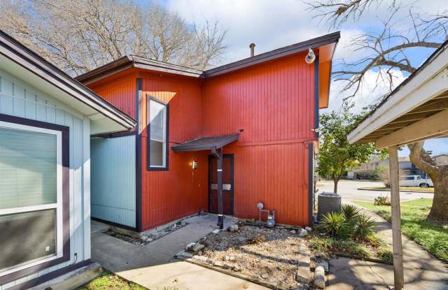 Great 2 bedroom townhome available now! photos photos