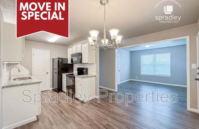 120 W Main St, Apt 27 photos photos