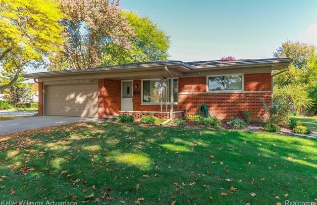38372 ROYCROFT Court - 38372 Roycroft Ct, Livonia, MI 48154