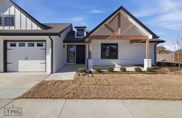 3430 North Ironwood Avenue photos photos