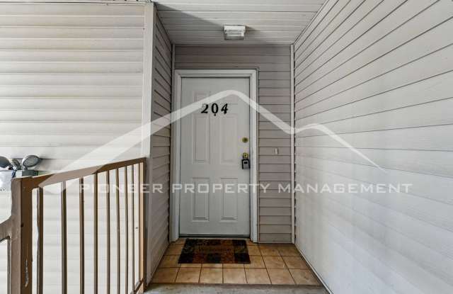 Updated Condo with Central AC and Gas Fireplace Gallery 3