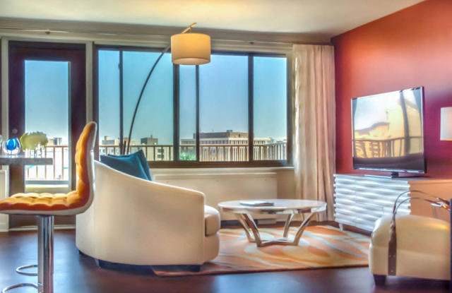 2000 S Eads St Unit A11 - 2000 South Eads Street, Arlington, VA 22202