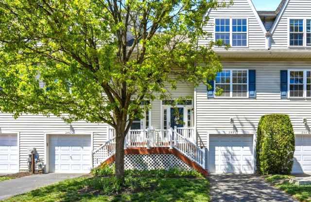 248 ROOSEVELT Avenue photos photos