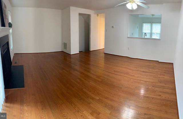 7388 STREAM WAY Gallery 3