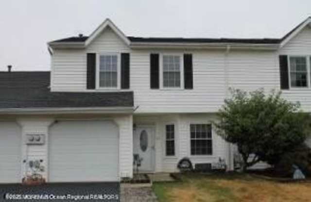 35 Seabreeze Square - 35 Seabreeze Square, Monmouth County, NJ 07728