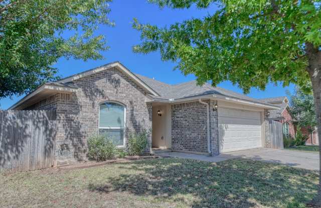 Beautiful Home in Central Norman! photos photos