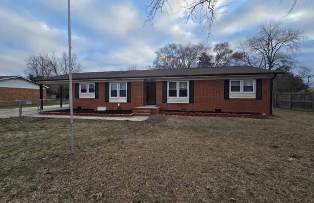 4 Bedroom, 2 Bath Ranch photos photos