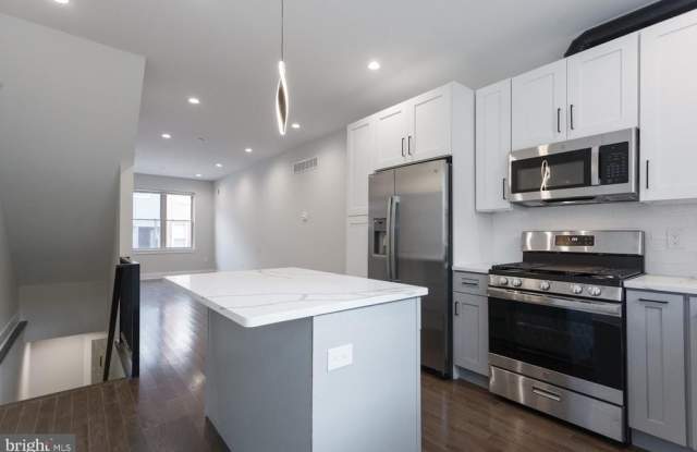 2722 LATONA STREET photos photos
