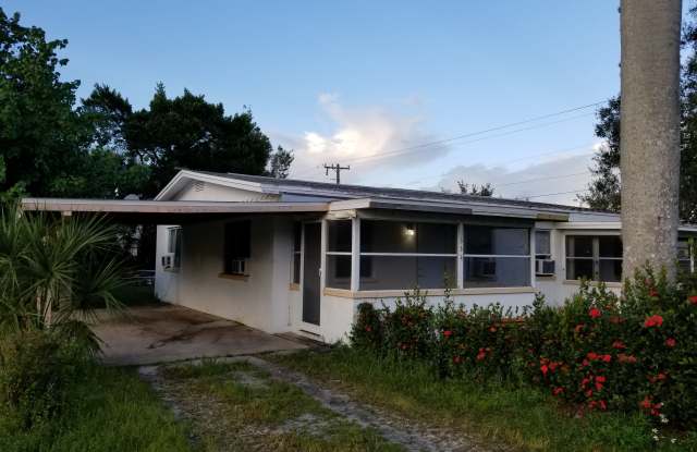334 East William Street - 334 East William Street, Punta Gorda, FL 33950