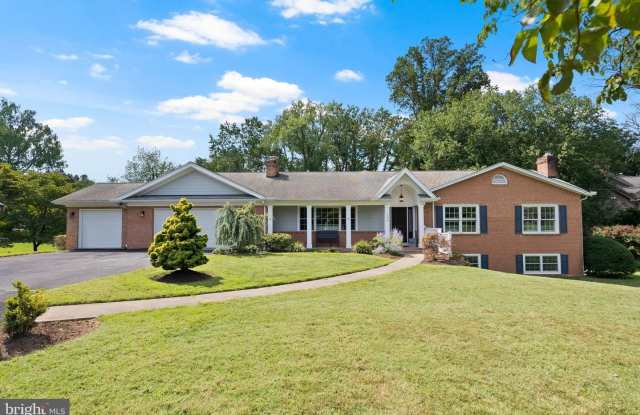 736 LAWTON ST photos photos
