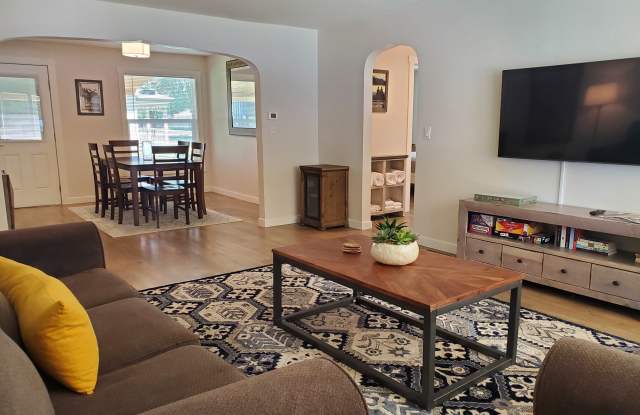 224 S 13th St photos photos