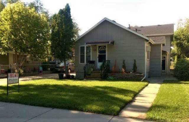 720 Howard Ave photos photos