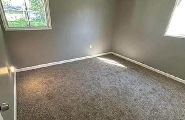 For Lease Gallery 4