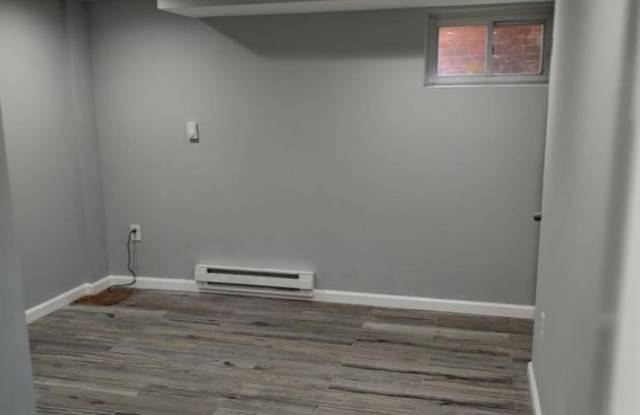 71 Victor Street Northeast photos photos