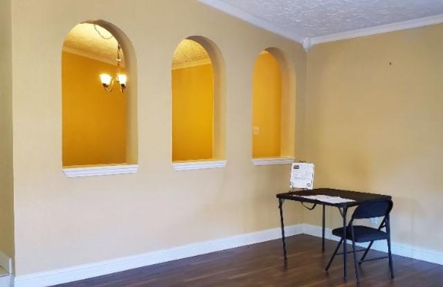 2801 Downing Dr Gallery 2