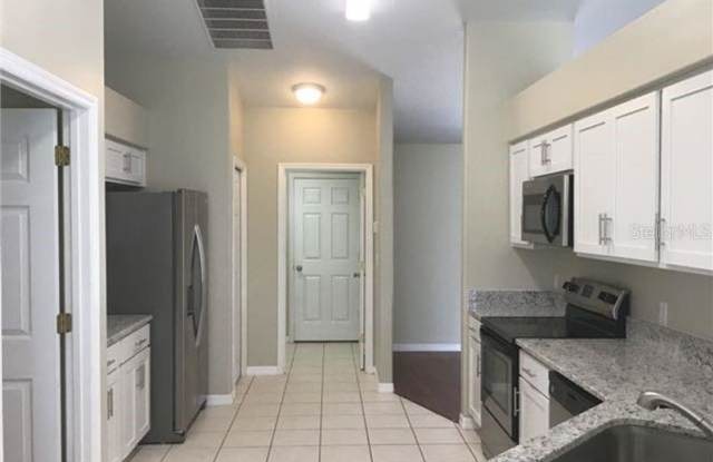 2203 SUMMER RAYE COURT Gallery 3