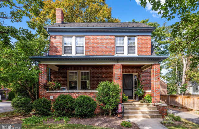 420 W CORK Street - 420 West Cork Street, Winchester, VA 22601