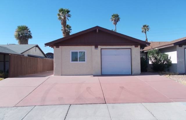 Beautifully Updated 3-Bedroom with an Entertainer’s Backyard photos photos