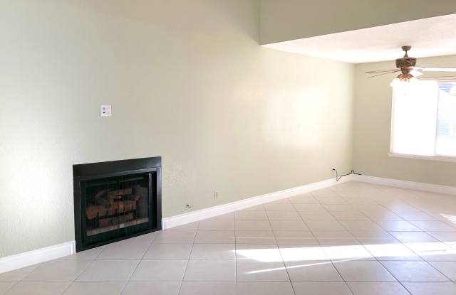 2525 Cottonwood Trl Gallery 4