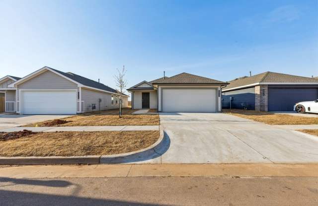 4 Bed | 2 Bath | 1,572 Sq Ft photos photos