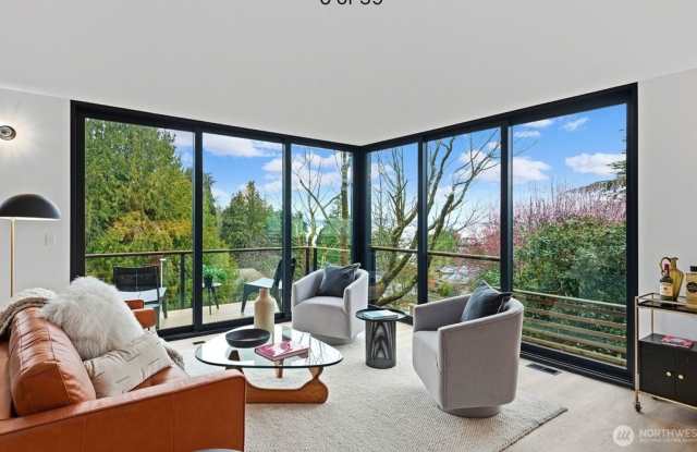 Spacious 4BR House in West Seattle photos photos Spacious 4BR House in West Seattle photos photos