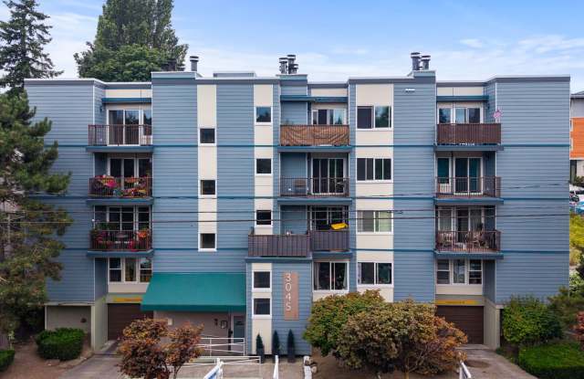 Location, Location!! 2-bedroom Condo in Magnolia! photos photos