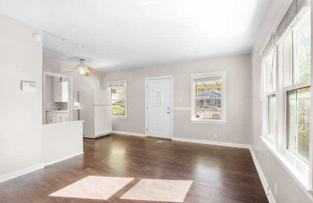 3532 Caroline Avenue Gallery 4