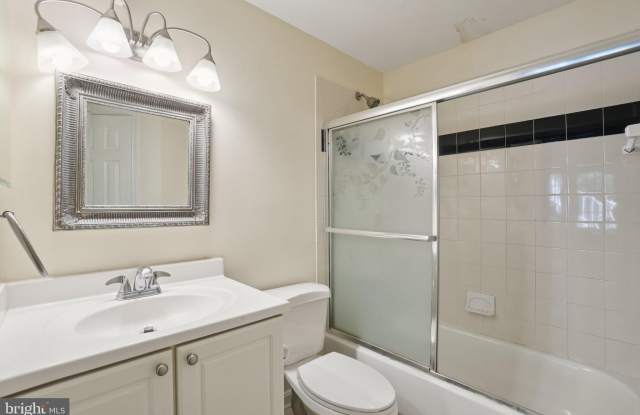 506 SW ROLAND STREET SW - 506 Roland Street Southwest, Vienna, VA 22180