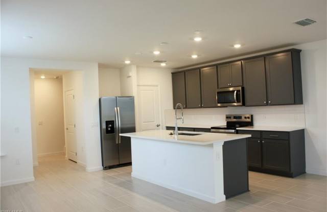 27874 Radiant Ct Gallery 2