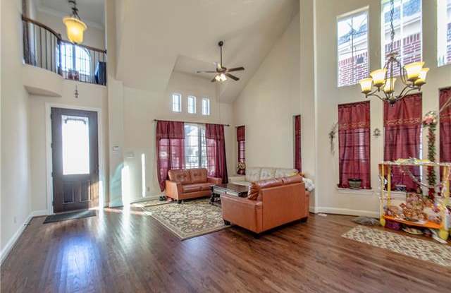 14220 Blueberry Hill Drive Gallery 4