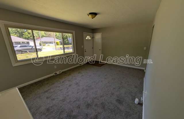 $995 Security Deposit Special! Gallery 4