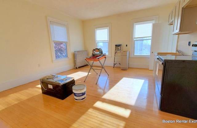 145 Highland Ave. - 145 Highland Avenue, Somerville, MA 02143
