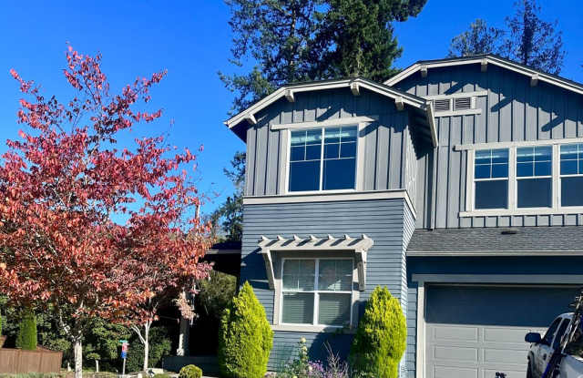 Mountain Aire Home in Poulsbo Gallery 3