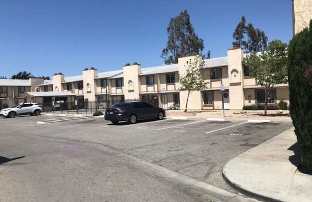 Modern and Homey Apartments in the Heart of Lancaster photos photos