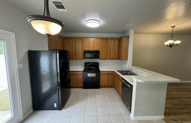 11105 Lost Maples Trail Gallery 2