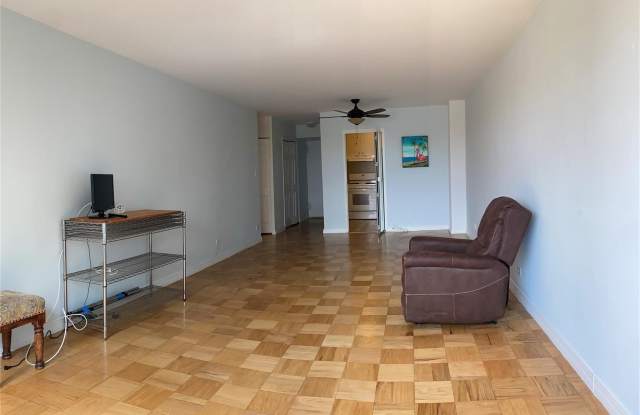 61-20 Grand Central Parkway unit: C 500 photos photos