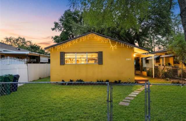2760 NW 58th St photos photos