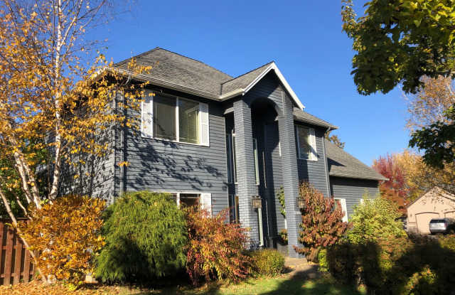 Beautiful Contemporary 4 Bedroom Home in Memorial School District photos photos