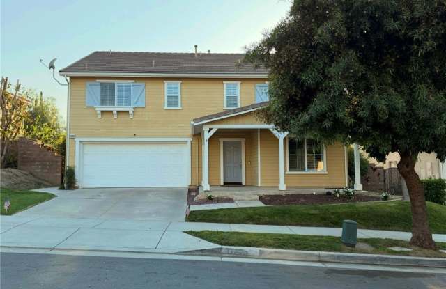 11223 Evergreen loop - 11223 Evergreen Loop, Temescal Valley, CA 92883