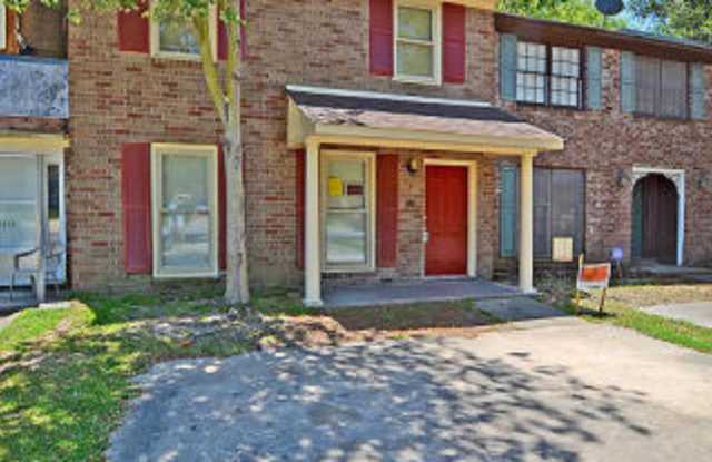Available Now 3Br Townhome Ashely Villas - 4337 Purdue Drive, North Charleston, SC 29418