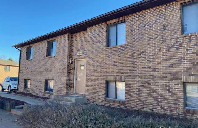 629 Kennedy Dr - 4 photos photos