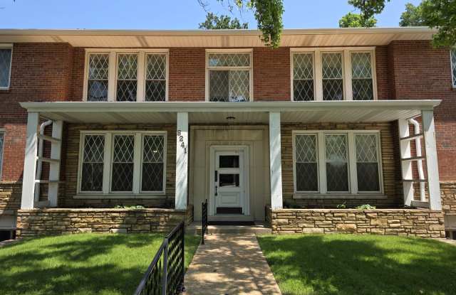 8241 Delmar Boulevard - 1W photos photos