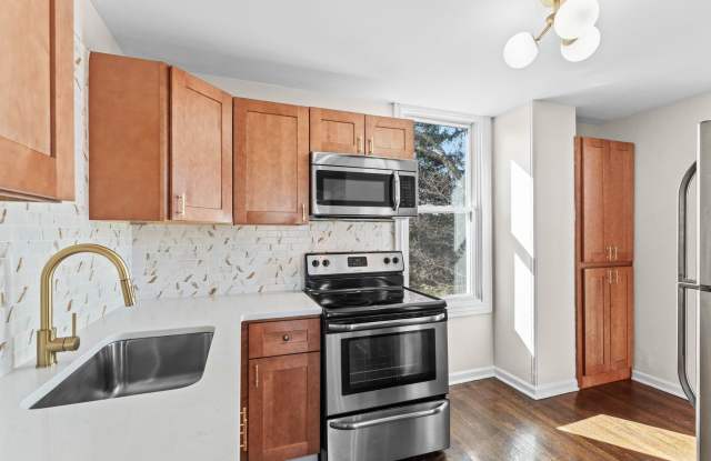 Newly Updated 2nd  3rd Floor Unit for Rent – Upgraded Kitchen  Bathrooms | Beverly, NJ photos photos