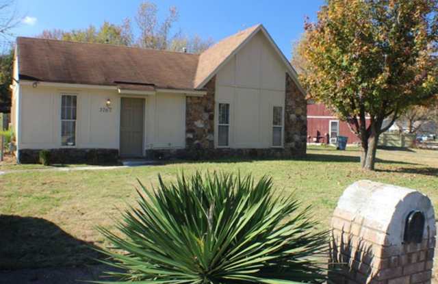 Cute 3BR 2 Bath photos photos