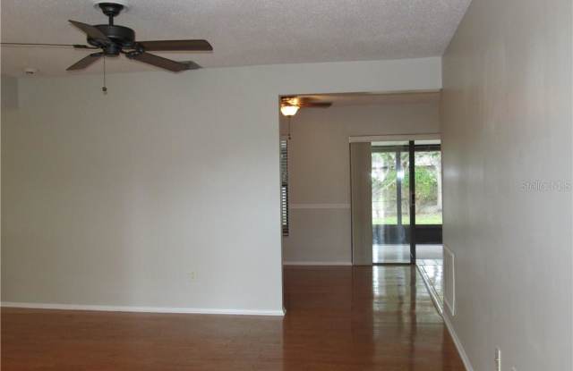 1353 WILDWOOD COURT Gallery 2